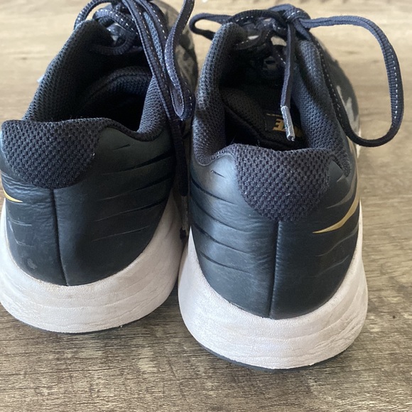 Nike Star Runner metallic running shoes size 6Y - Picture 5 of 7